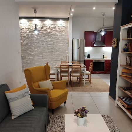 Central & Comfortable, 70M² Apt In Neos Kosmos Atene Esterno foto