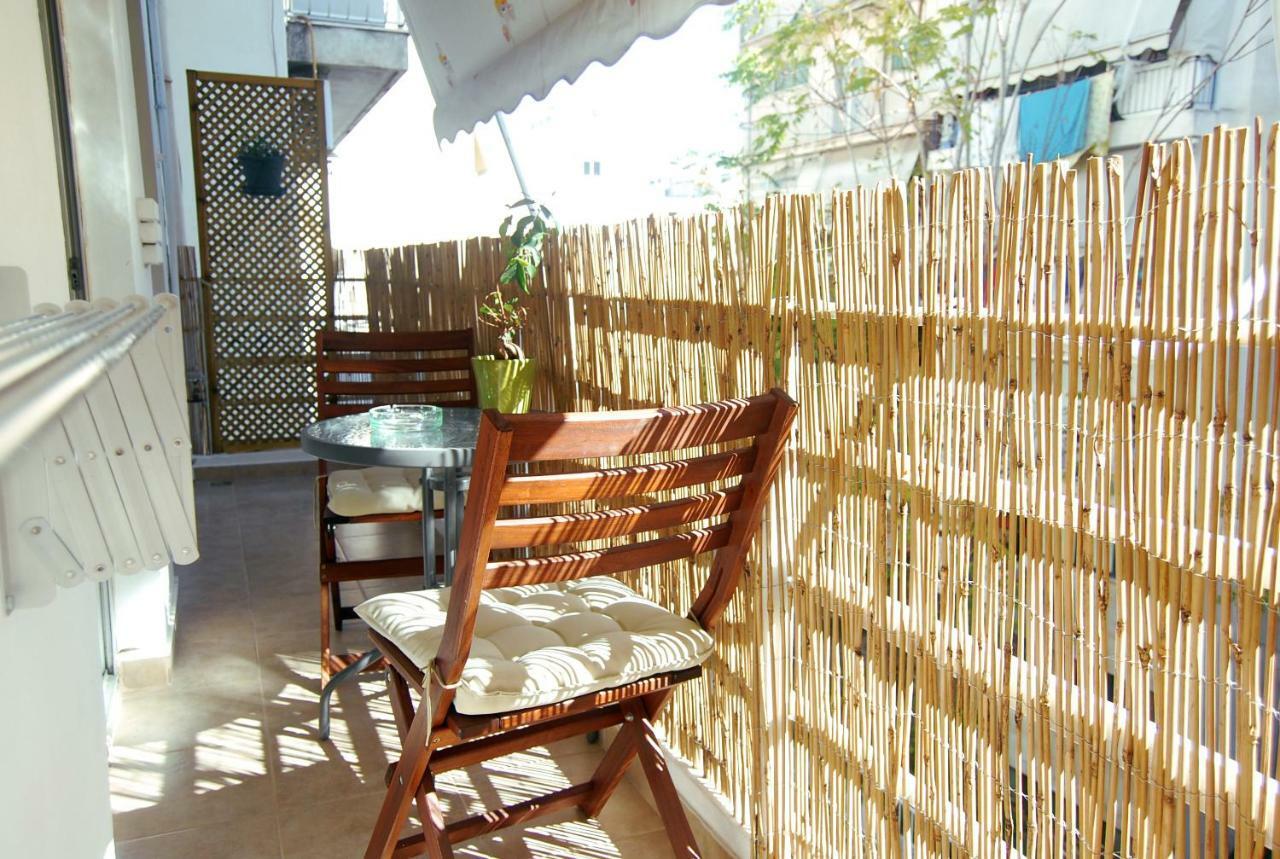 Central & Comfortable, 70M² Apt In Neos Kosmos Atene Esterno foto